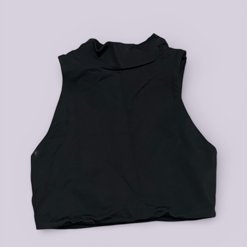 5/$25 Mock Neck Open Back Sports Bra